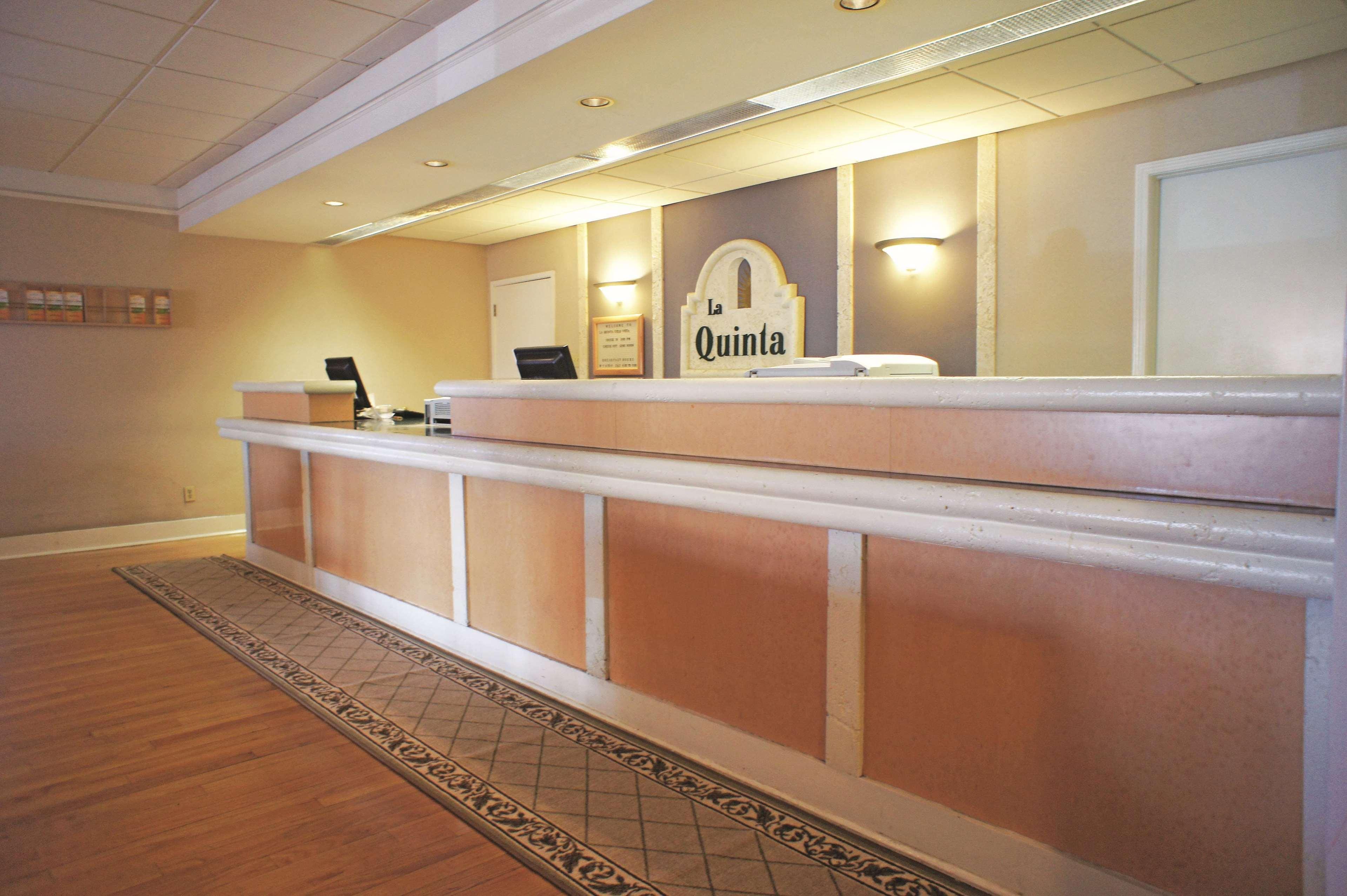 La Quinta Inn By Wyndham El Paso Cielo Vista Εξωτερικό φωτογραφία